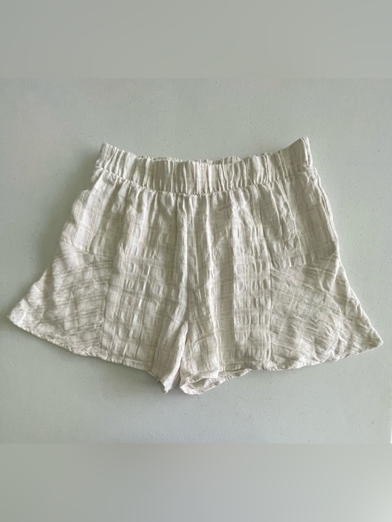 Maven West Pants - Maven West Light Cream Textured Shorts XS